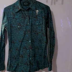 Women's cowgirl shirt